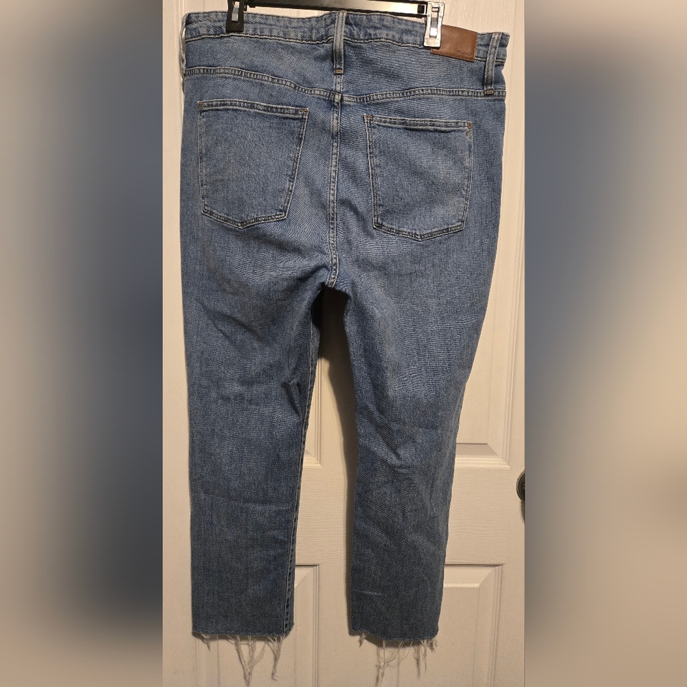 Madewell The High Rise Slim Crop Boy Jeans Size 33 Color Blue - Picture 3 of 14